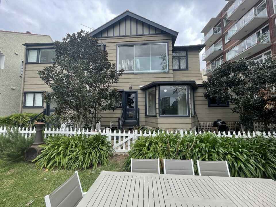 3/15 East Crescent Street  McMahons Point