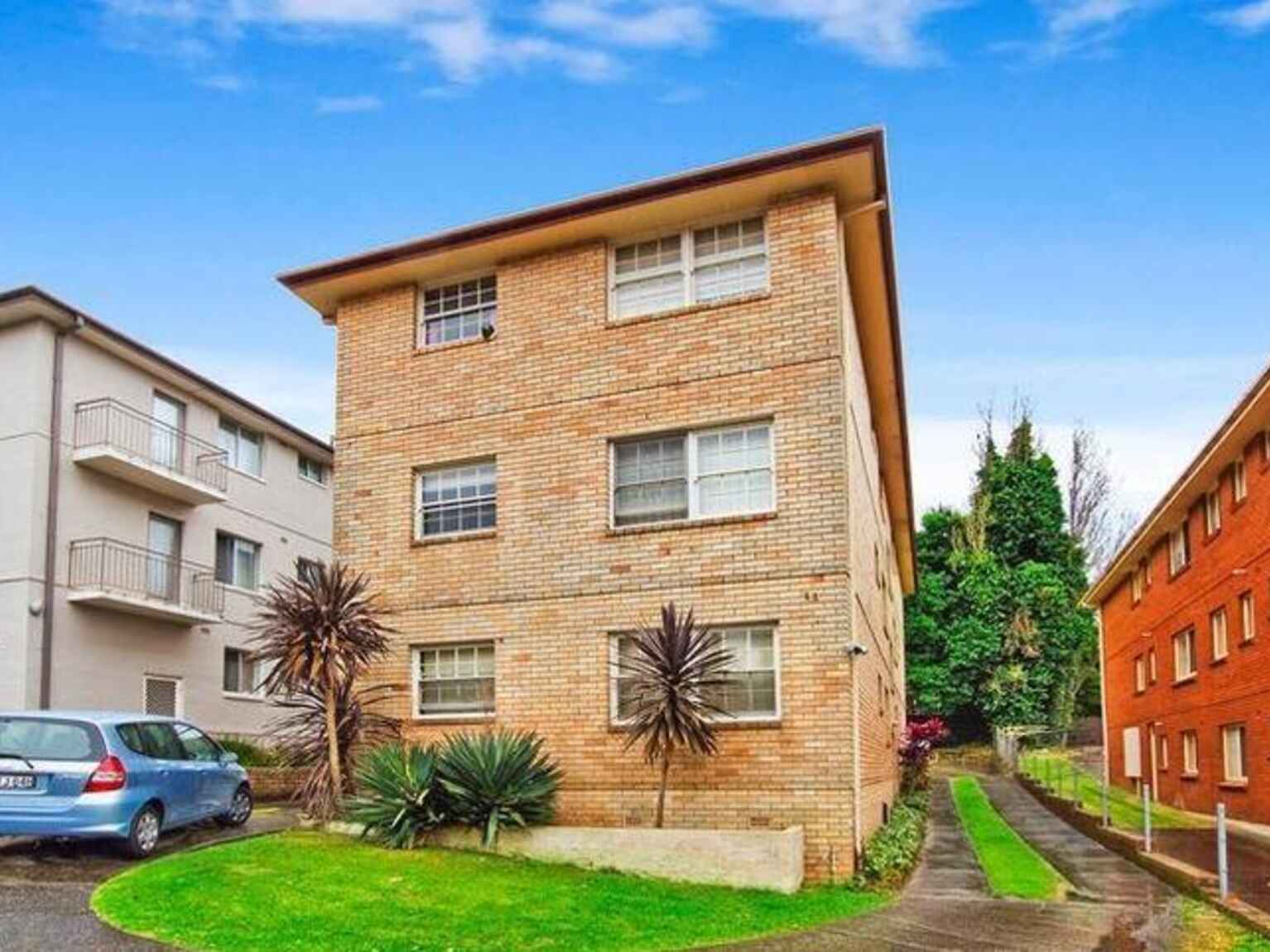 4/11 Edward Street Ryde