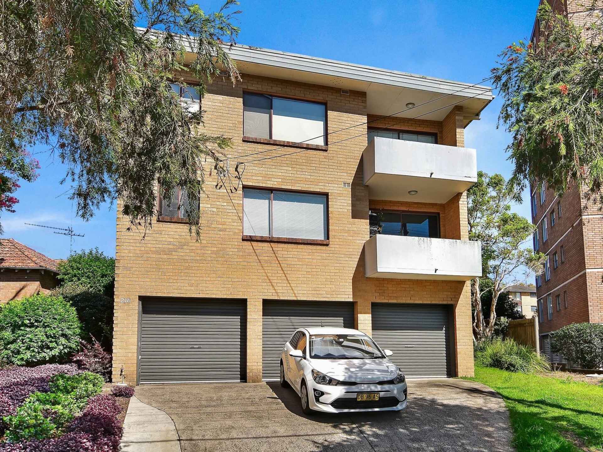 4/218 Ben Boyd Road Cremorne